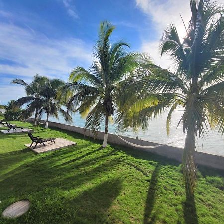 Hotel Posada Del Mar Fresh Water Bay ภายนอก รูปภาพ