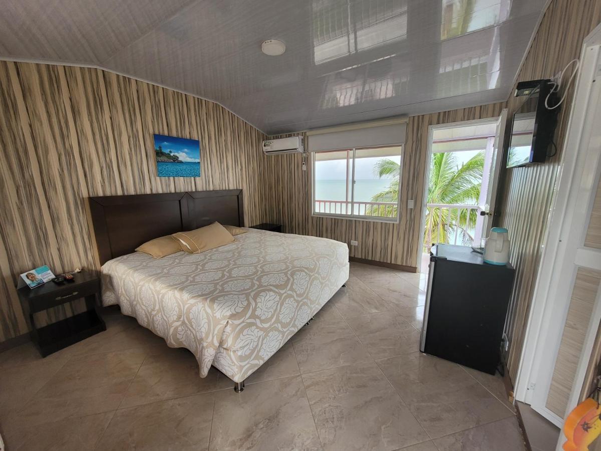 Hotel Posada Del Mar Fresh Water Bay ภายนอก รูปภาพ