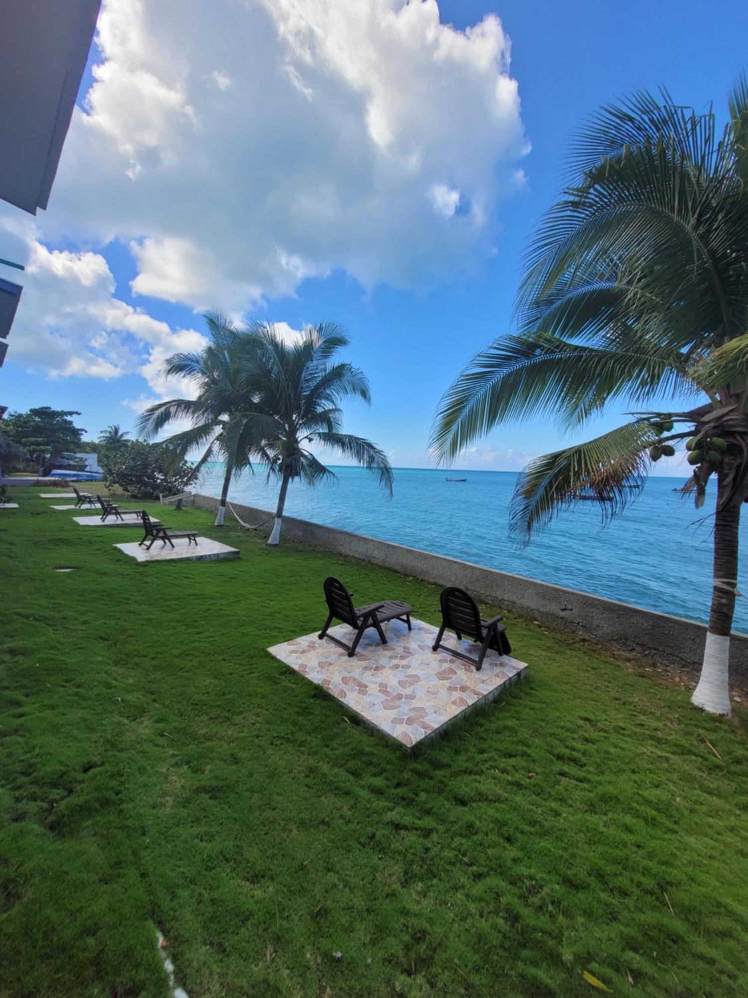 Hotel Posada Del Mar Fresh Water Bay ภายนอก รูปภาพ