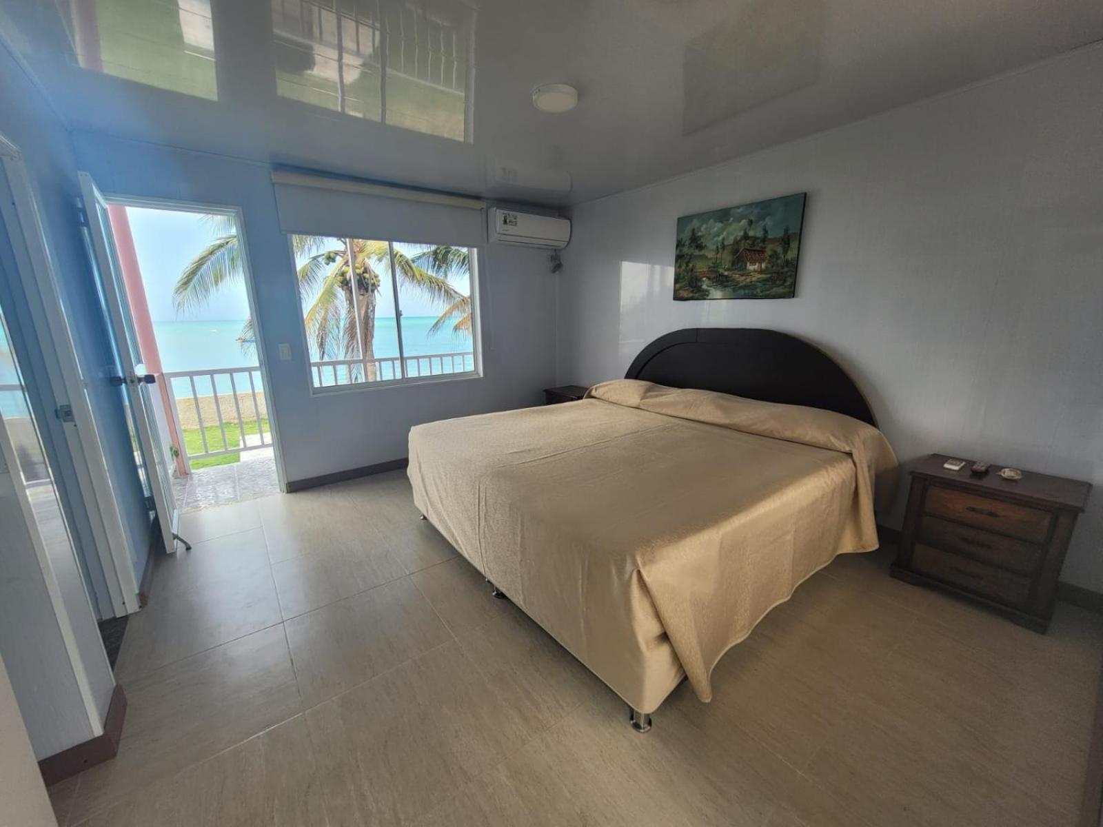 Hotel Posada Del Mar Fresh Water Bay ภายนอก รูปภาพ